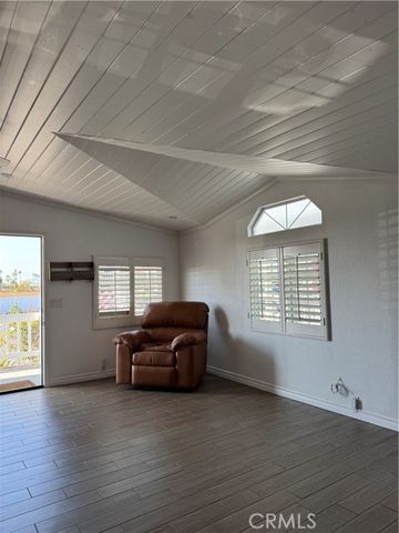 21851 Newland, Huntington Beach, CA 92646