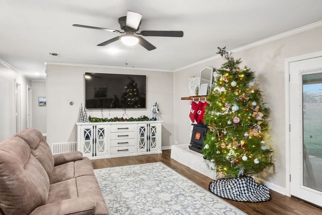 8552 Farm Road 275 S, Cumby, TX 75433