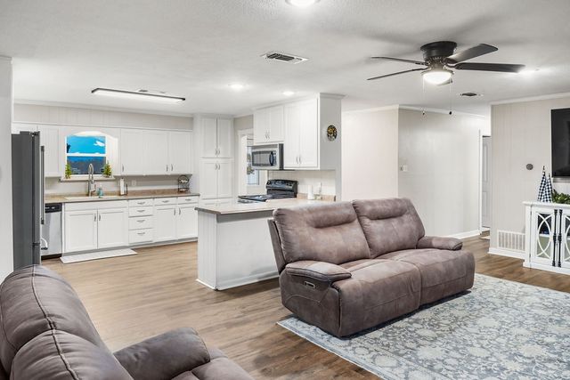 8552 Farm Road 275 S, Cumby, TX 75433