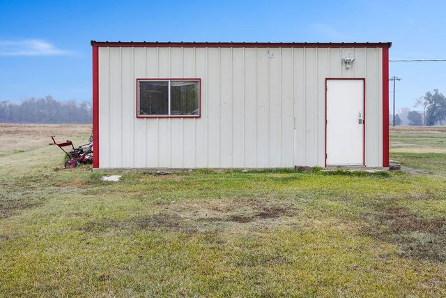 8552 Farm Road 275 S, Cumby, TX 75433