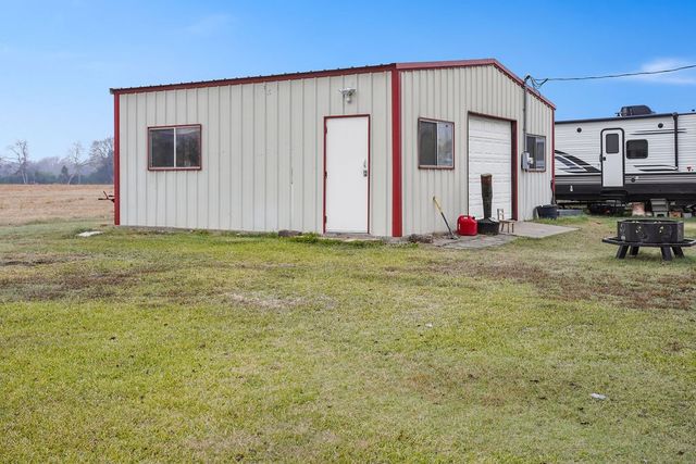 8552 Farm Road 275 S, Cumby, TX 75433