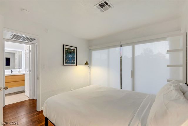 5036 South Rainbow Boulevard 204, Las Vegas, NV 89118