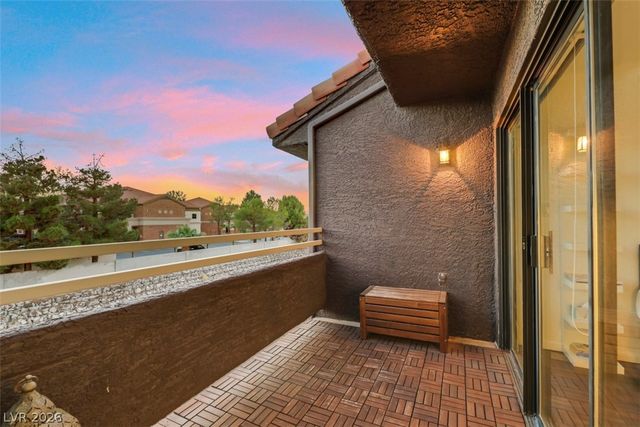 5036 South Rainbow Boulevard 204, Las Vegas, NV 89118