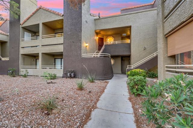 5036 South Rainbow Boulevard 204, Las Vegas, NV 89118