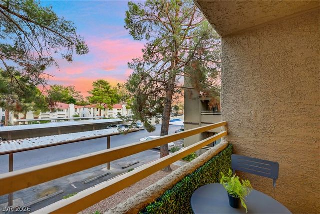 5036 South Rainbow Boulevard 204, Las Vegas, NV 89118