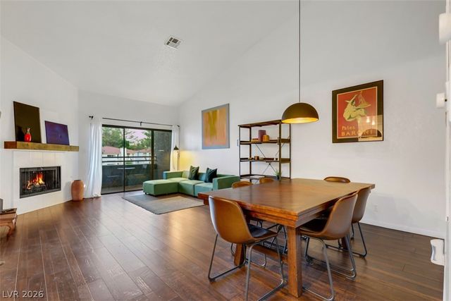 5036 South Rainbow Boulevard 204, Las Vegas, NV 89118