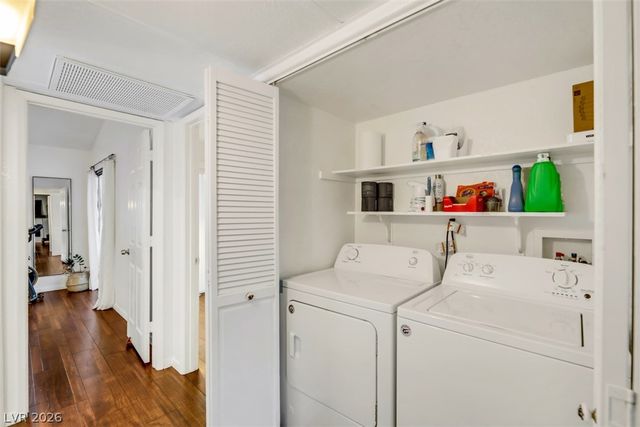 5036 South Rainbow Boulevard 204, Las Vegas, NV 89118