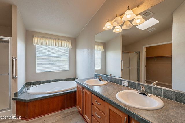 3301 S GOLDFIELD Road 2015, Apache Junction, AZ 85119