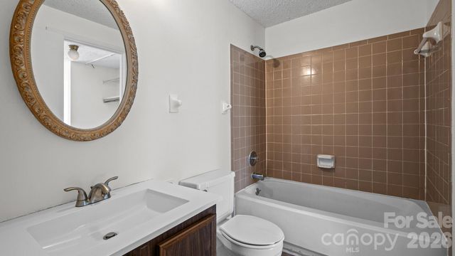 7344 Pebblestone Drive A, Charlotte, NC 28212