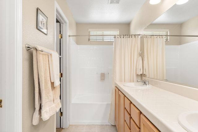 502 Esplanade Cir, Folsom, CA 95630