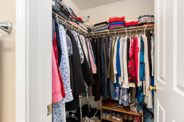 502 Esplanade Cir, Folsom, CA 95630