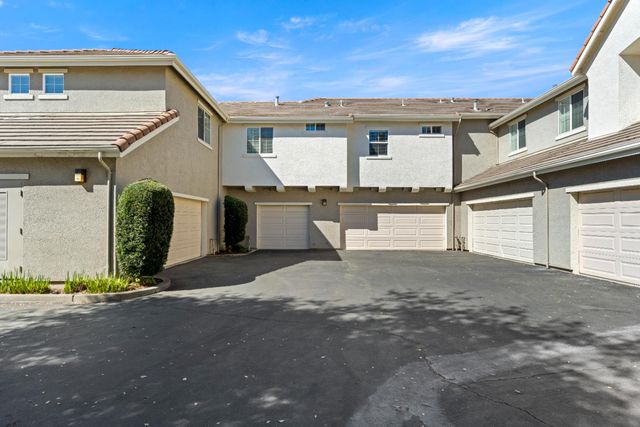 502 Esplanade Cir, Folsom, CA 95630