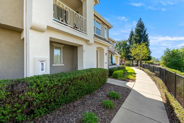 502 Esplanade Cir, Folsom, CA 95630