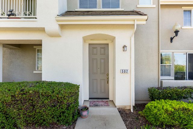 502 Esplanade Cir, Folsom, CA 95630