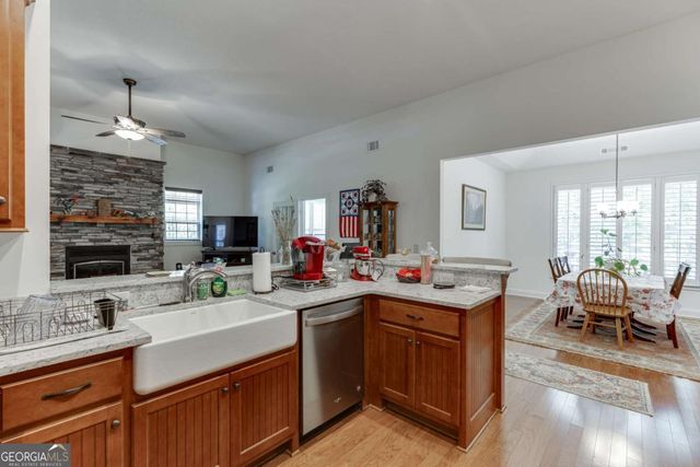 7660 Fern Lane, Lula, GA 30554