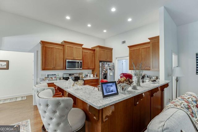 7660 Fern Lane, Lula, GA 30554