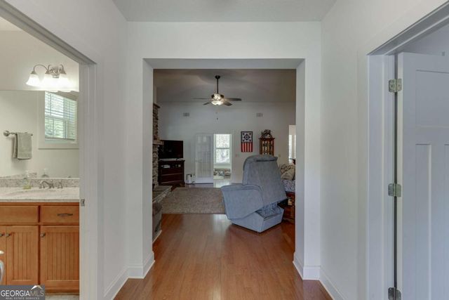 7660 Fern Lane, Lula, GA 30554