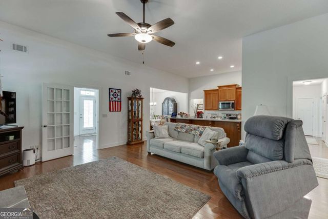 7660 Fern Lane, Lula, GA 30554