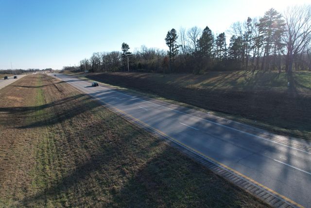 000 Us Highway 63, Pomona, MO 65789