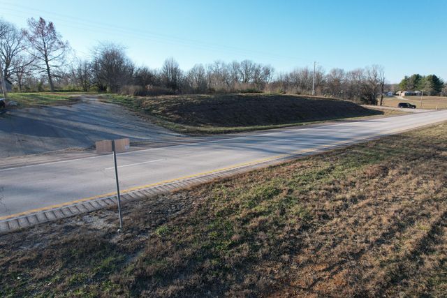 000 Us Highway 63, Pomona, MO 65789