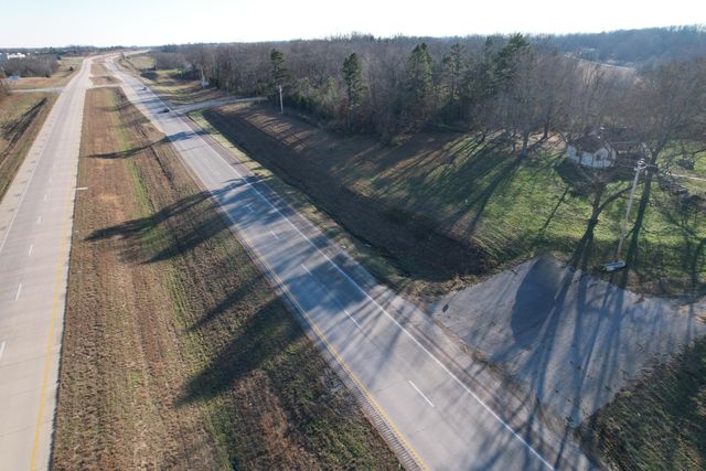 000 Us Highway 63, Pomona, MO 65789