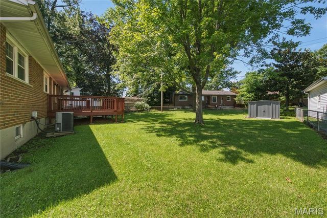 350 Saint Patrick Lane, Florissant, MO 63031