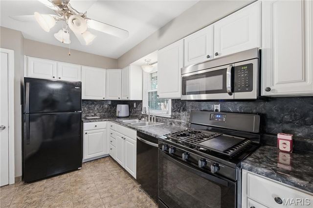 350 Saint Patrick Lane, Florissant, MO 63031