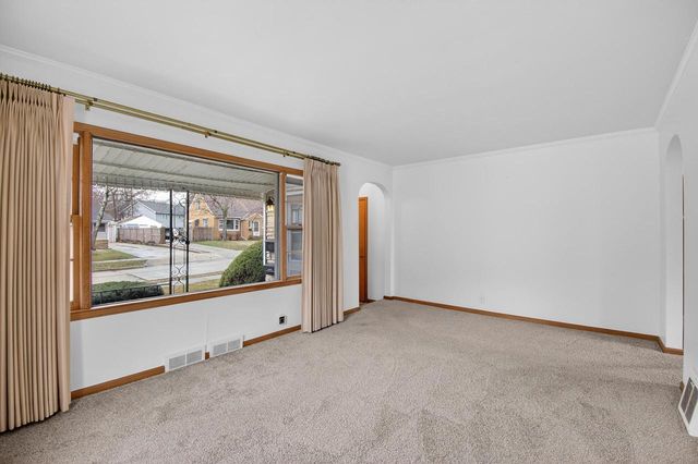 6531 44th AVENUE, Kenosha, WI 53142