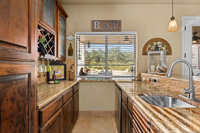30185 BRIDLEGATE DR, Bulverde, TX 78163