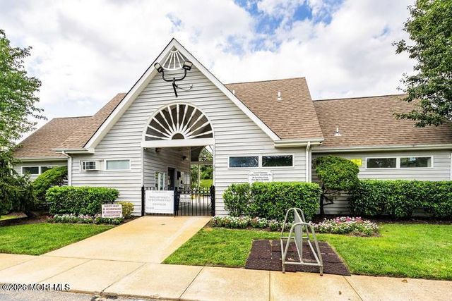 362 Mimosa Court, Toms River, NJ 08753