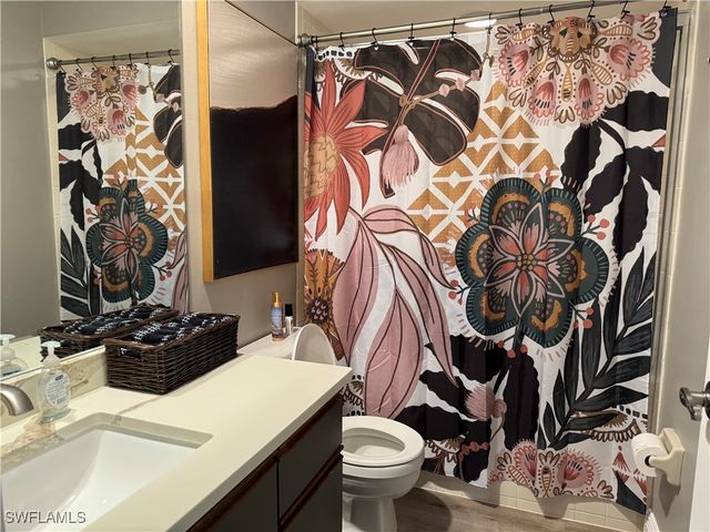 605 Augusta BLVD 14, Naples, FL 34113