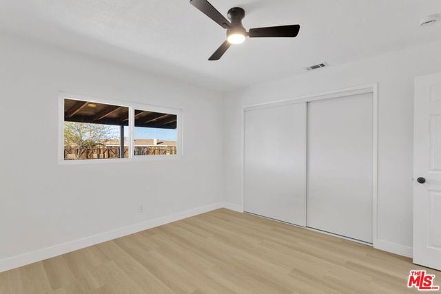 21360 Klamath Road, Apple Valley, CA 92308