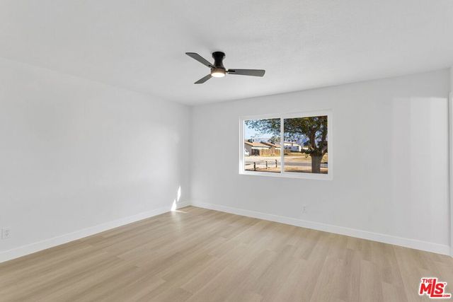 21360 Klamath Road, Apple Valley, CA 92308