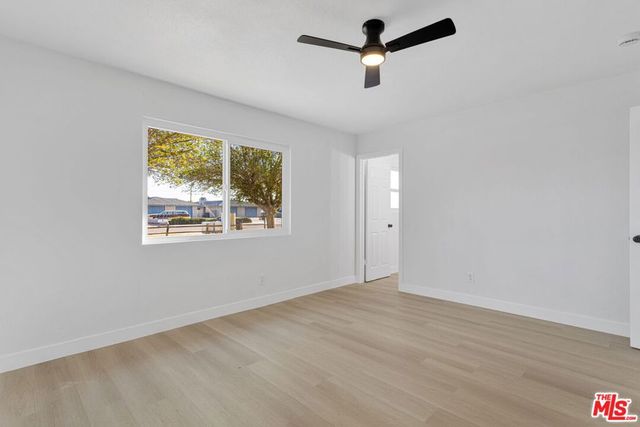 21360 Klamath Road, Apple Valley, CA 92308