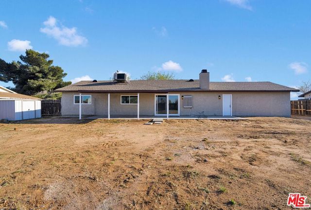 21360 Klamath Road, Apple Valley, CA 92308