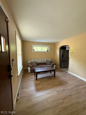 356 Garfield Street, Newton Falls, OH 44444