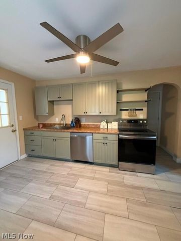 356 Garfield Street, Newton Falls, OH 44444