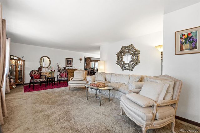 6323 Pike Circle, Larkspur, CO 80118