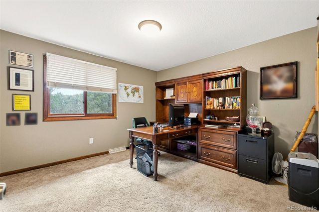 6323 Pike Circle, Larkspur, CO 80118