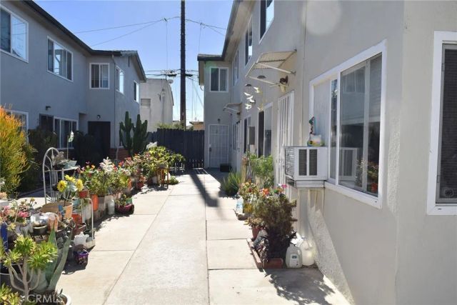 46 E Plymouth, Long Beach, CA 90805