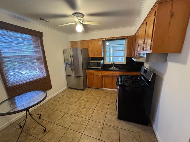 10728 S Pulaski Road, Oak Lawn, IL 60453