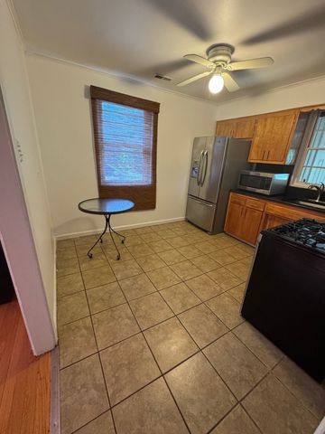 10728 S Pulaski Road, Oak Lawn, IL 60453