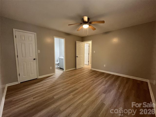 5830 Stone Bluff Court, Charlotte, NC 28214