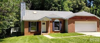 5830 Stone Bluff Court, Charlotte, NC 28214