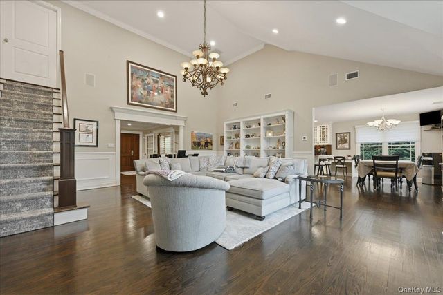 42 McLane Drive, Dix Hills, NY 11746