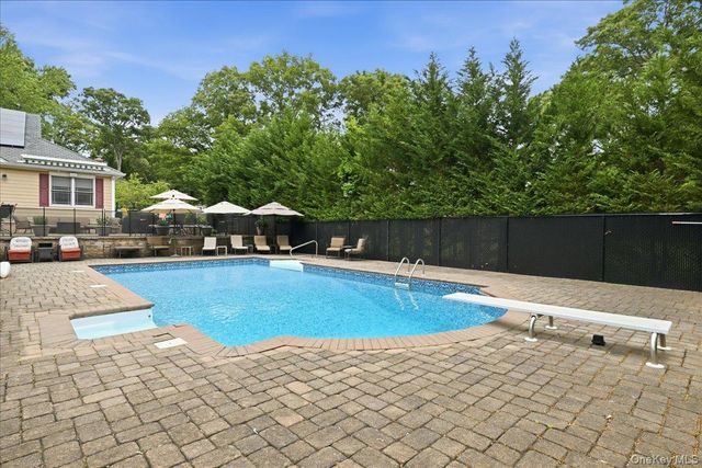 42 McLane Drive, Dix Hills, NY 11746