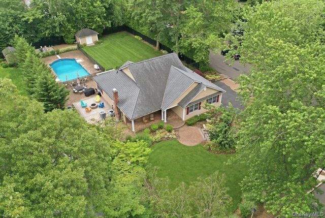 42 McLane Drive, Dix Hills, NY 11746