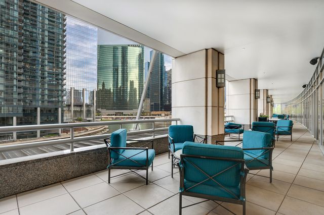 333 N CANAL Street 1306, Chicago, IL 60606