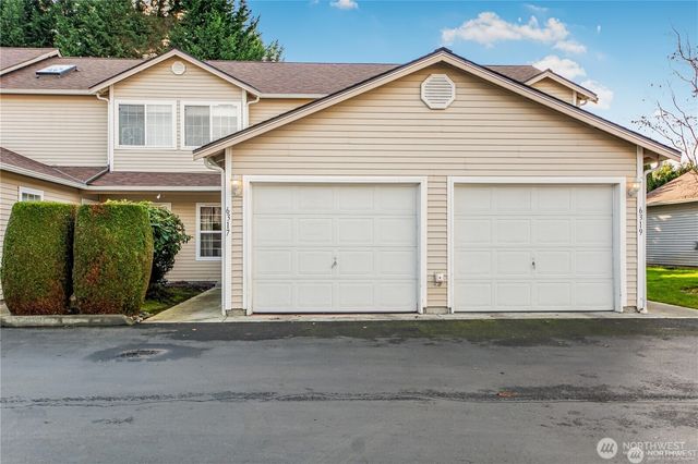 6317 111th Avenue E, Puyallup, WA 98372
