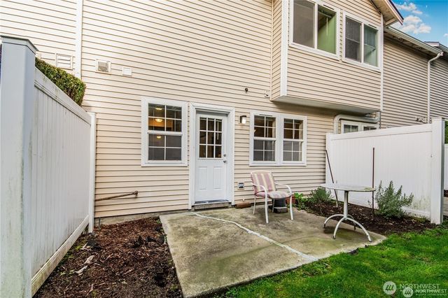 6317 111th Avenue E, Puyallup, WA 98372